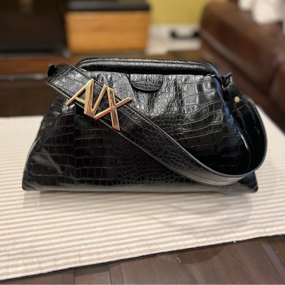 ARMANI EXCHANGE Womans Top Handle Handbag